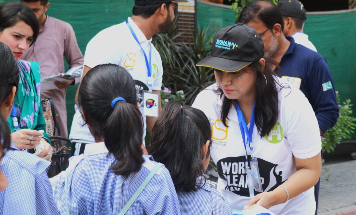 Roshan Packages Limited Lahore Clean up Drive
